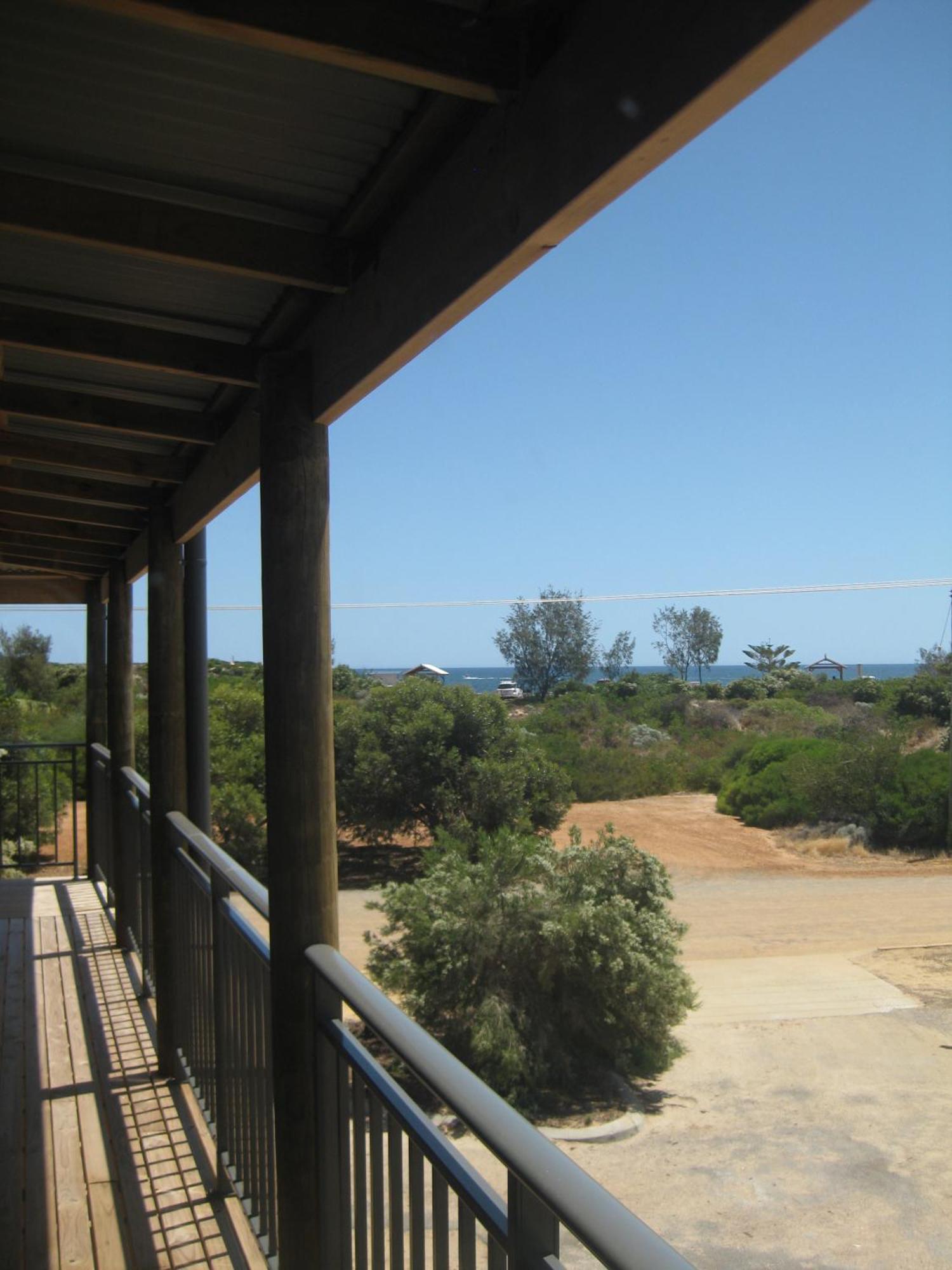 Centrebreak Beach Stay Green Head Bagian luar foto