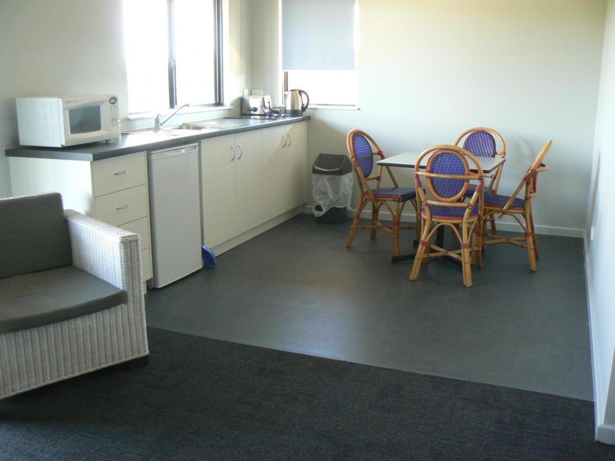 Centrebreak Beach Stay Green Head Bagian luar foto
